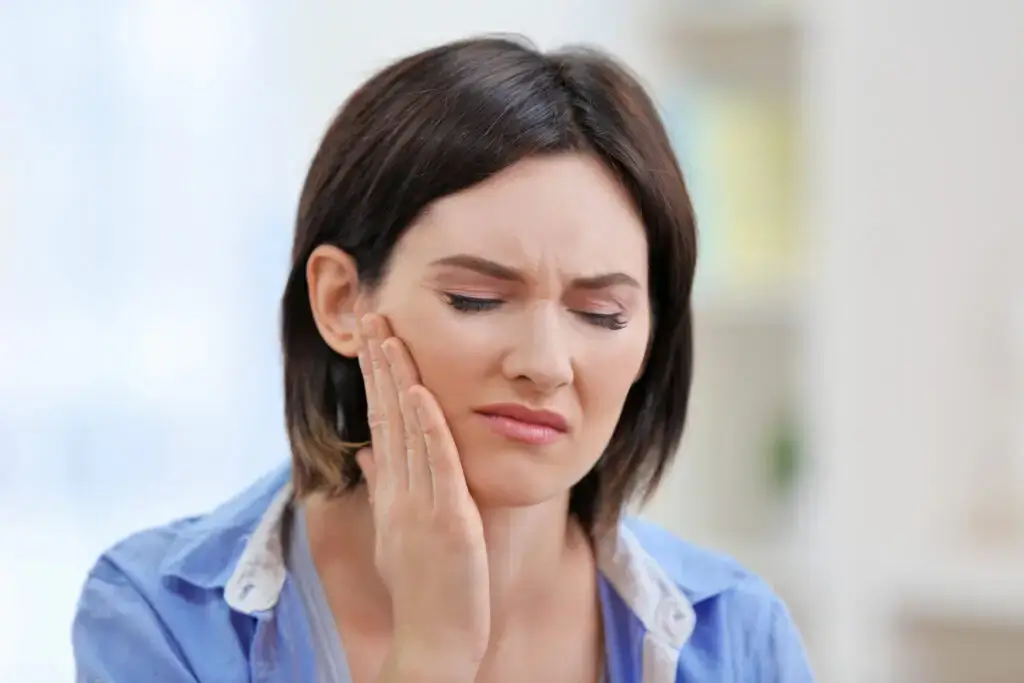 Dentist in Thane West Re-root canal treatment procedure performed by an endodontist in Thane West